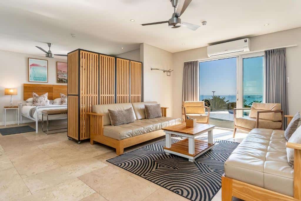 camps bay village