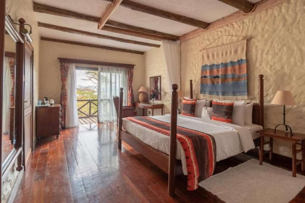 savora lion hill gate lodge lac nakuru