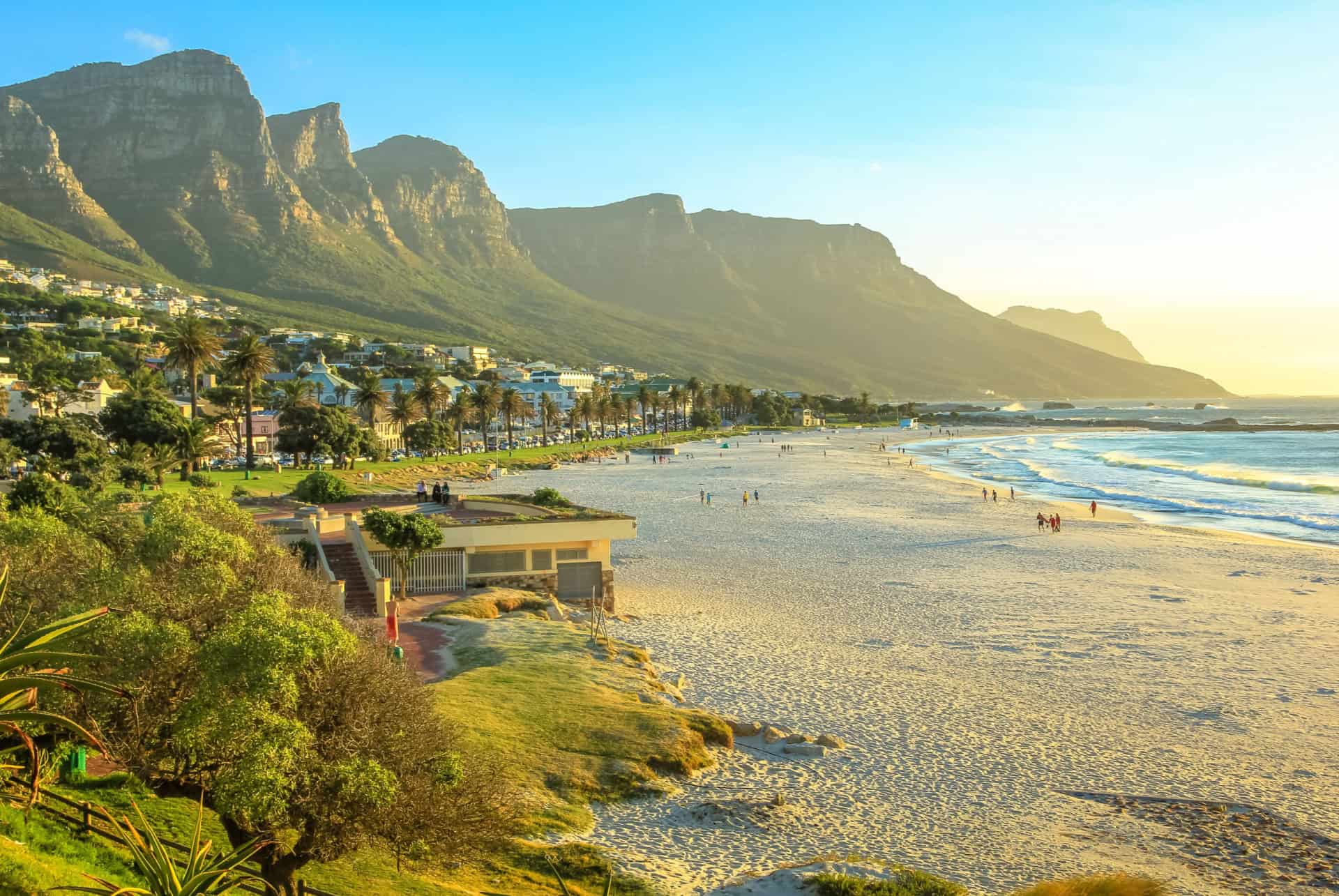 plage de camps bay ou dormir a cape town