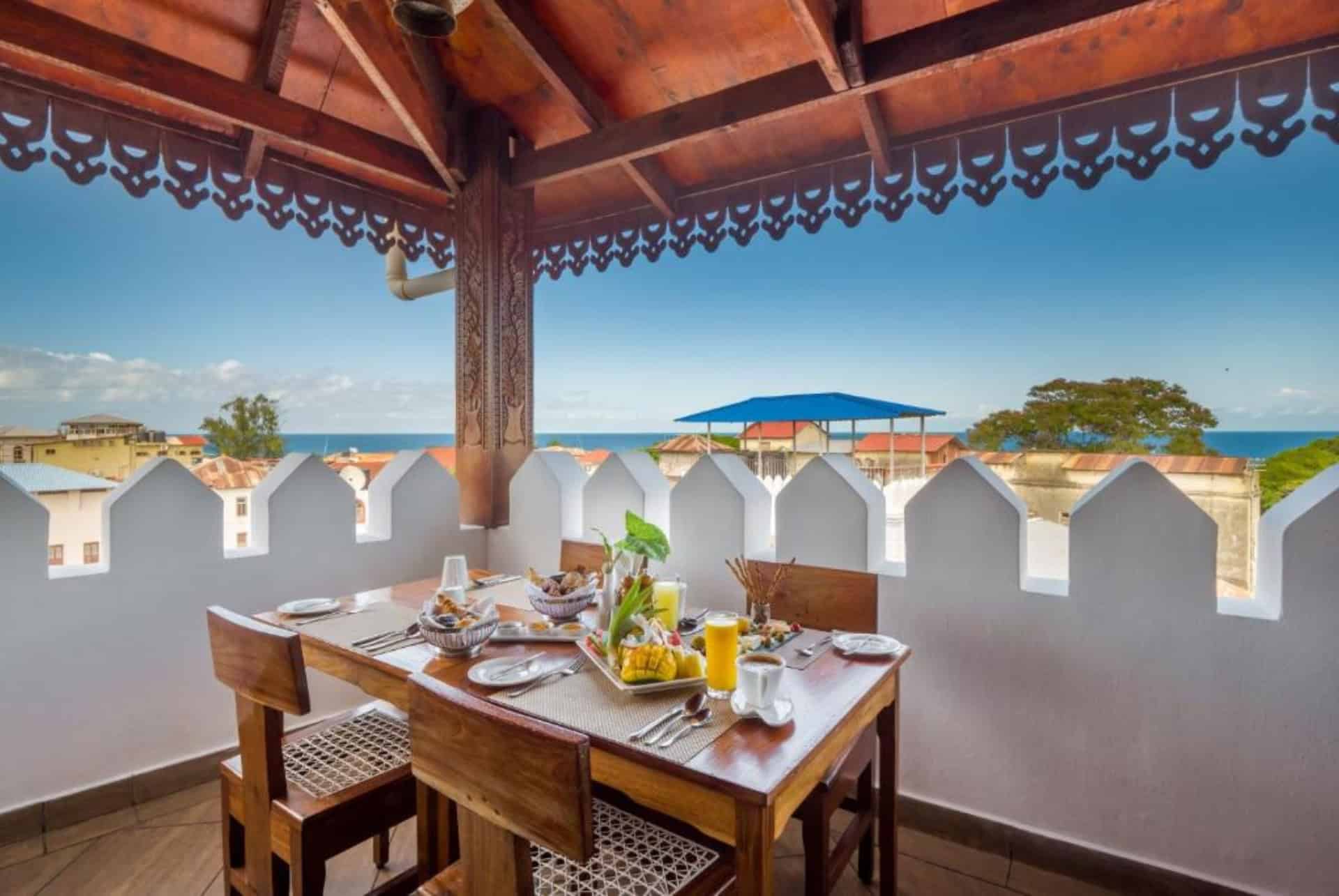 spice tree by turaco